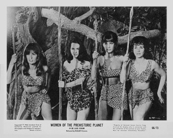 women-of-the-prehistoric-planet-still-1966_wpp-13